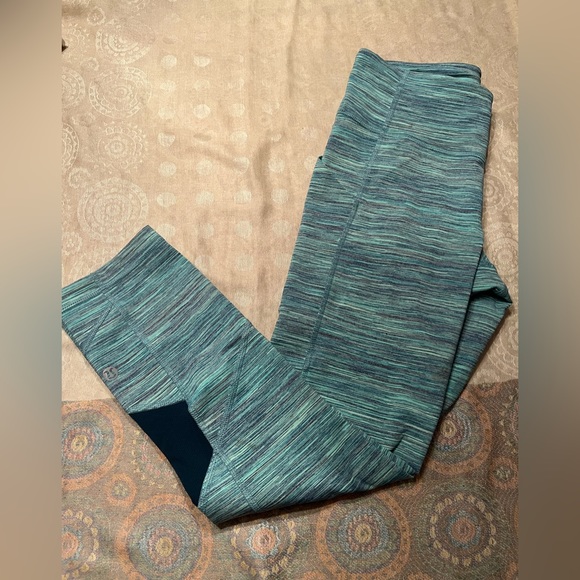 Lululemon Pace Rival Crop - Picture 2 of 7